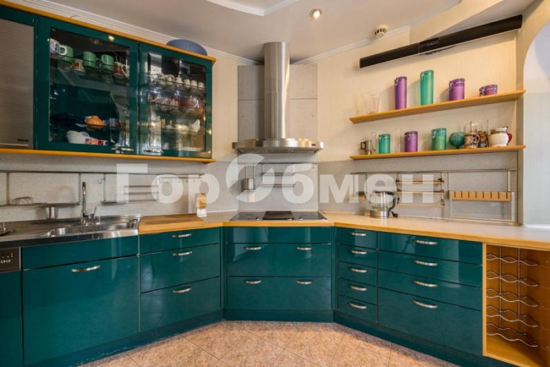 4-комн. квартира, 115 м², 4/6 этаж