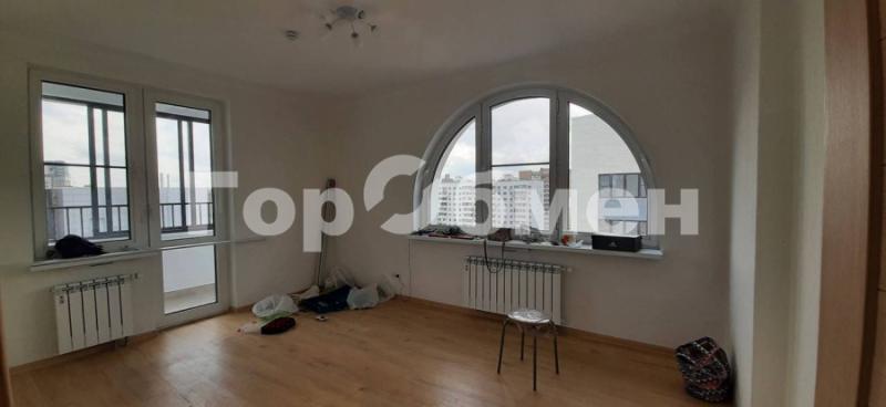 2-комн. квартира, 55 м², 10/10 этаж