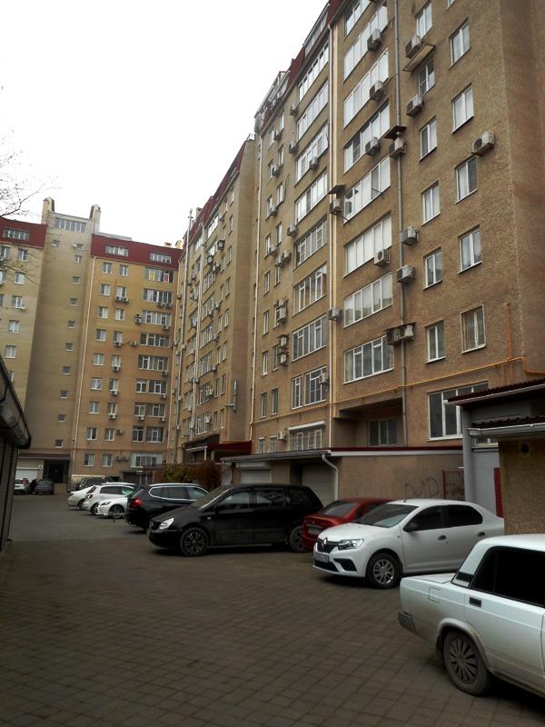 1-комн. квартира, 68 м²