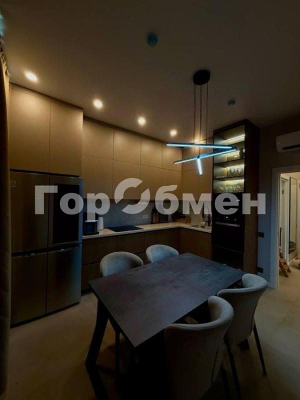 2-комн. квартира, 60 м², 32/55 этаж