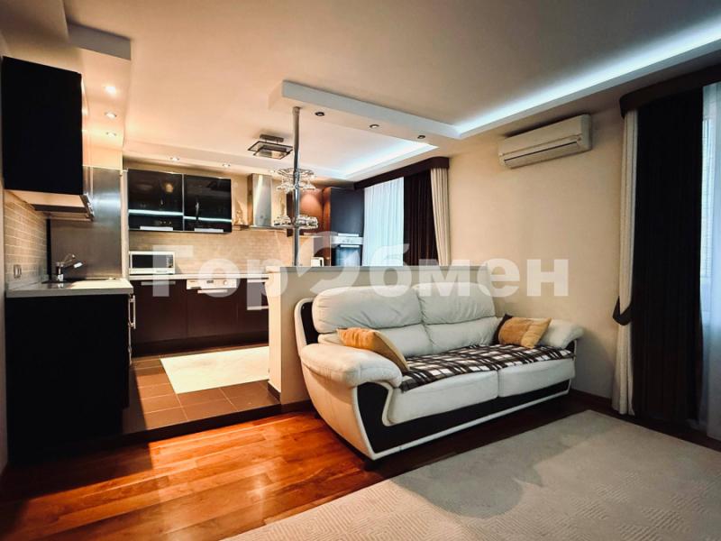 2-комн. квартира, 62 м², 7/9 этаж