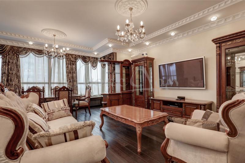 4-комн. квартира, 190 м², 6/13 этаж