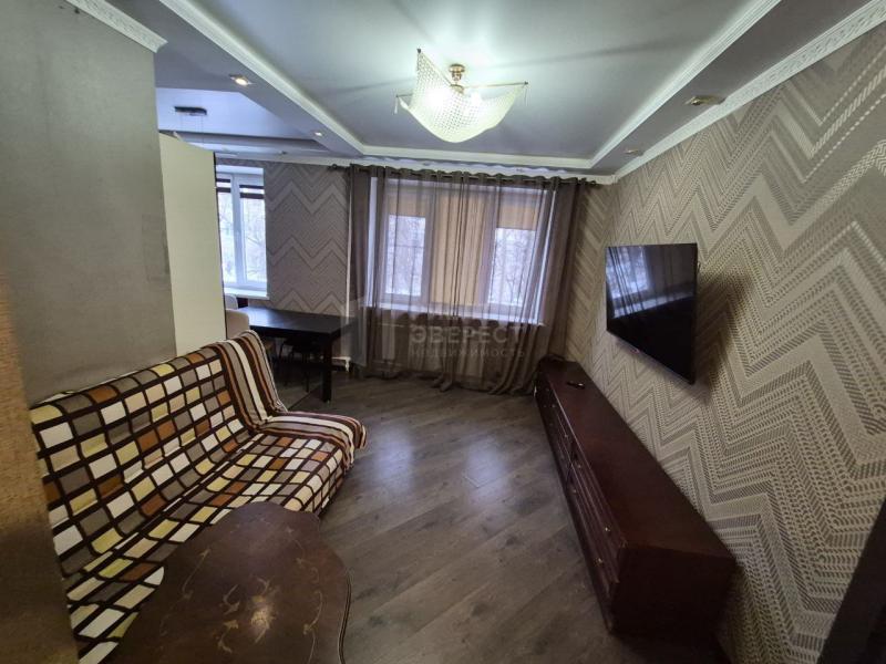 2-комн. квартира, 40 м², 2/5 этаж