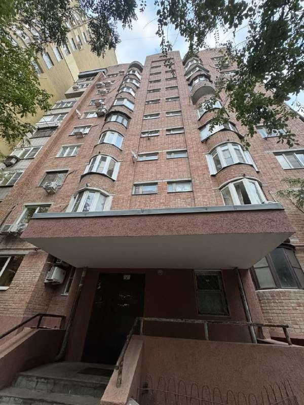 1-комн. квартира, 38 м², 2/5 этаж