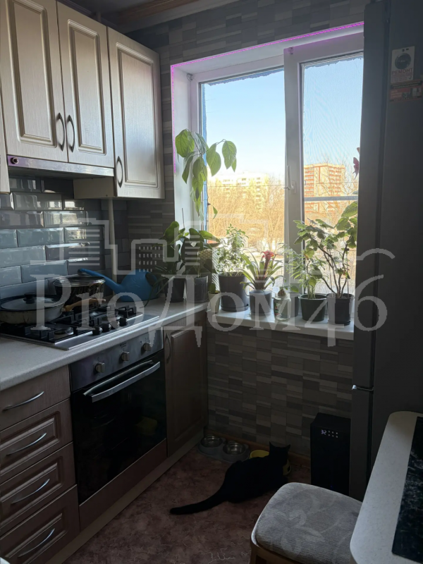 2-комн. квартира, 44 м², 2/5 этаж