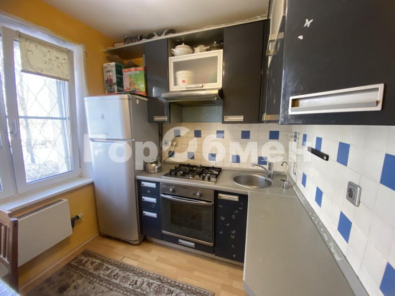 3-комн. квартира, 50 м², 2/9 этаж