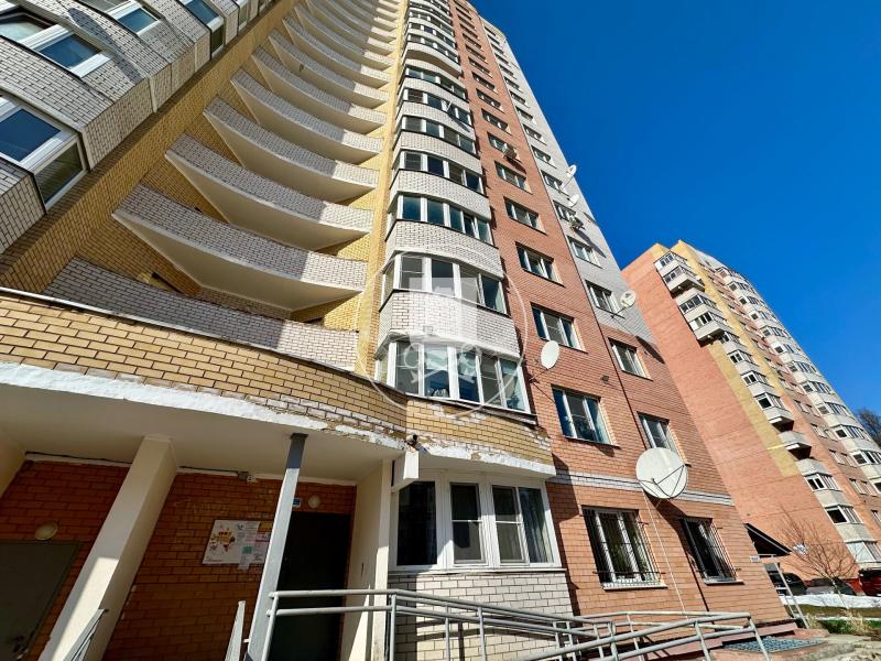 3-комн. квартира, 77 м², 14/17 этаж