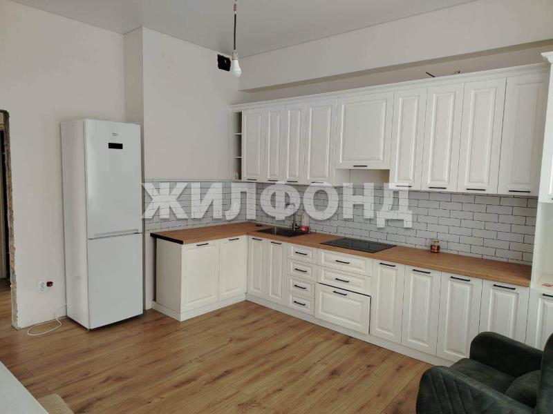 2-комн. квартира, 69 м², 5/5 этаж