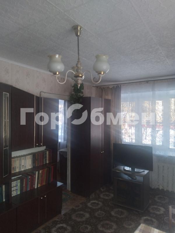 2-комн. квартира, 42 м², 1/5 этаж