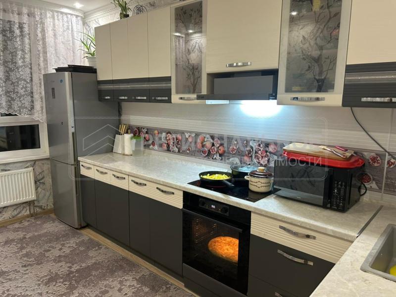 2-комн. квартира, 56 м², 17/25 этаж