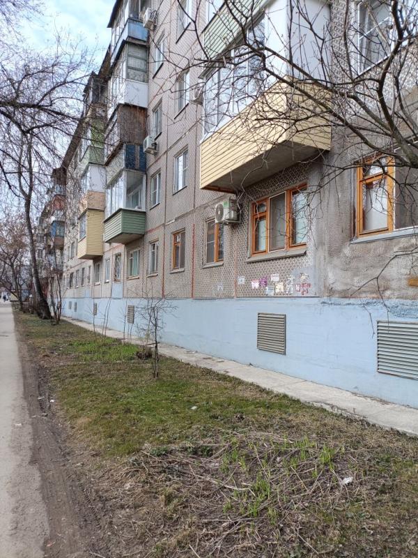3-комн. квартира, 48 м², 1/5 этаж