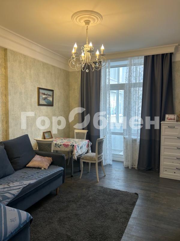 2-комн. квартира, 50 м², 6/8 этаж