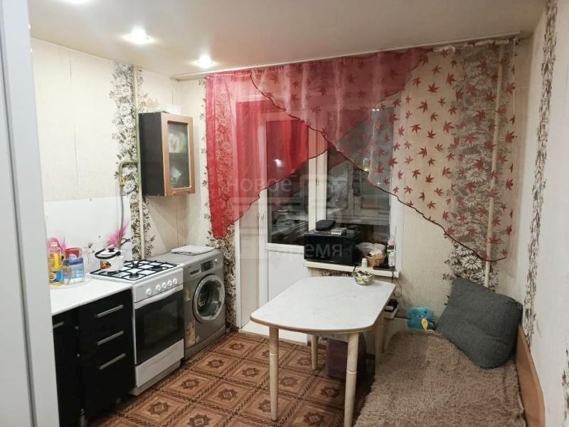 2-комн. квартира, 46 м², 3/5 этаж