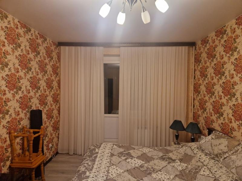 2-комн. квартира, 56 м², 9/17 этаж