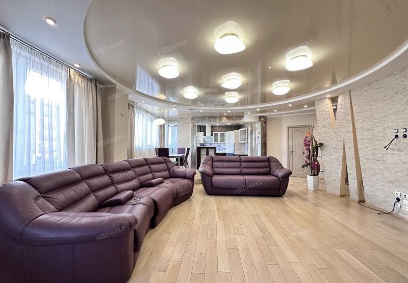 4-комн. квартира, 124 м², 17/17 этаж
