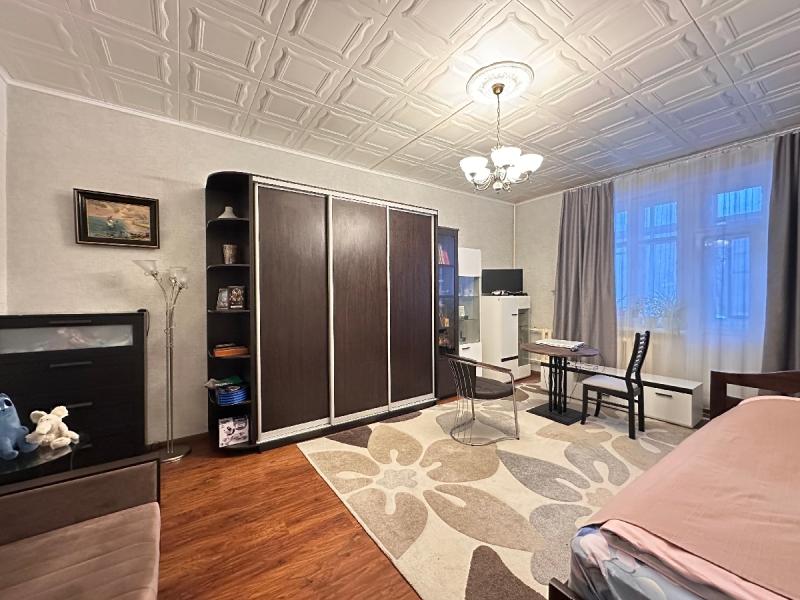 2-комн. квартира, 56 м², 2/6 этаж