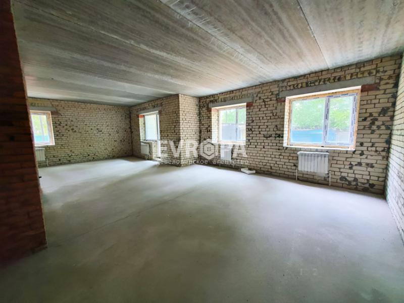 3-комн. квартира, 75 м², 1/6 этаж