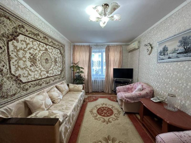 2-комн. квартира, 38 м², 3/5 этаж