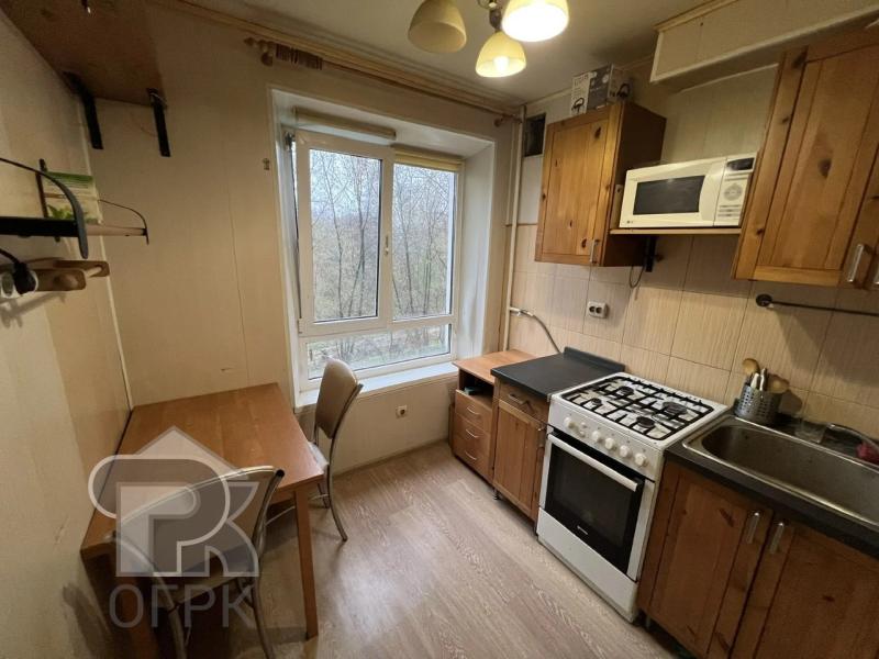 1-комн. квартира, 32 м², 2/5 этаж