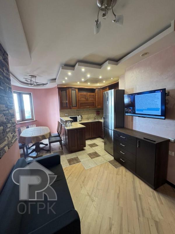 2-комн. квартира, 58 м², 23/24 этаж