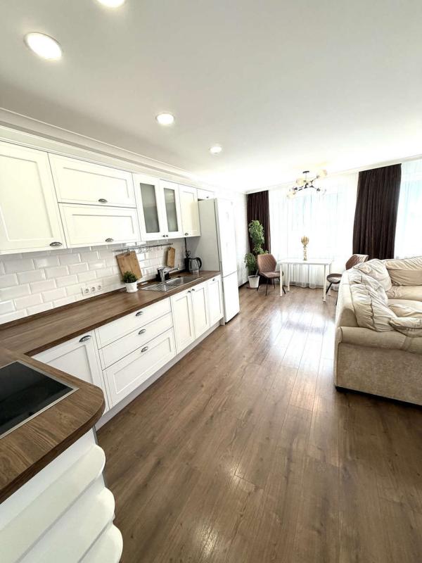 3-комн. квартира, 90 м², 12/25 этаж