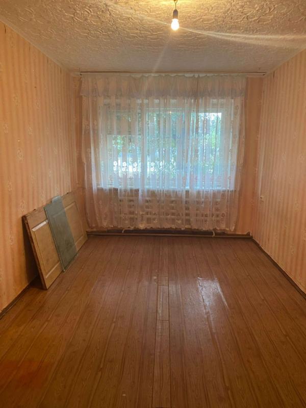 2-комн. квартира, 44 м², 1/3 этаж