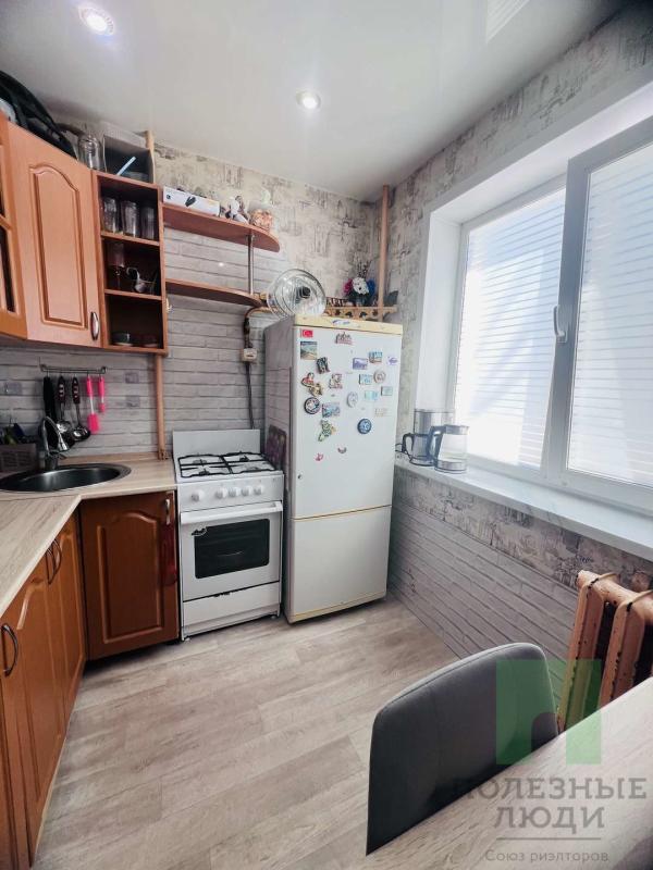2-комн. квартира, 42 м², 2/5 этаж