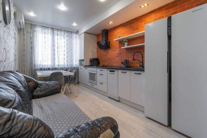 3-комн. квартира, 84 м², 4/4 этаж