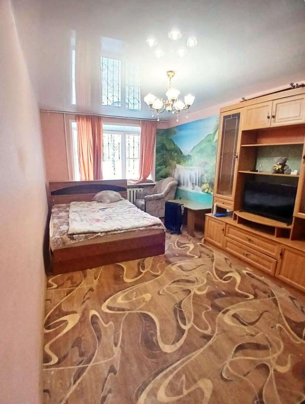 1-комн. квартира, 32 м², 1/9 этаж