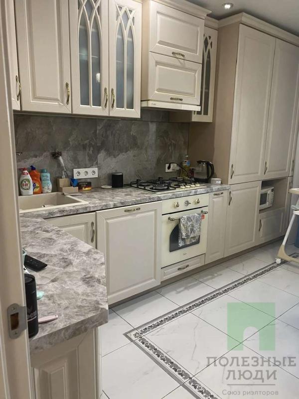 2-комн. квартира, 51 м², 7/10 этаж