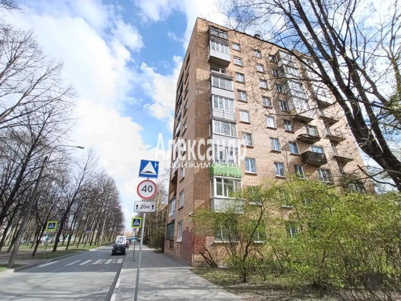 2-комн. квартира, 48 м², 1/9 этаж