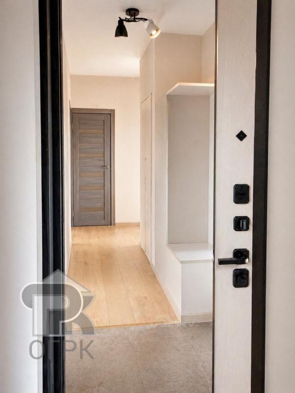 2-комн. квартира, 54 м², 21/22 этаж