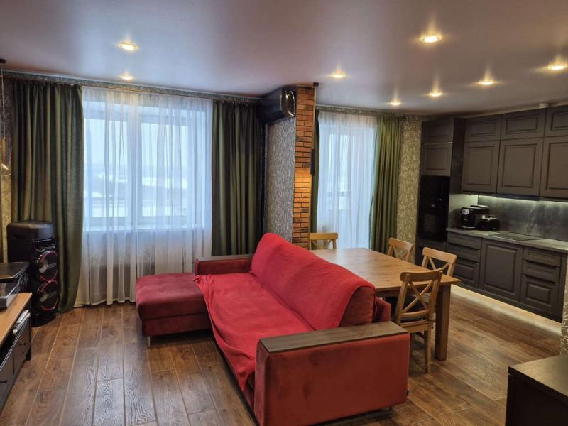 3-комн. квартира, 73 м², 8/17 этаж