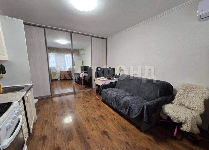 1-комн. квартира, 32 м², 1/10 этаж