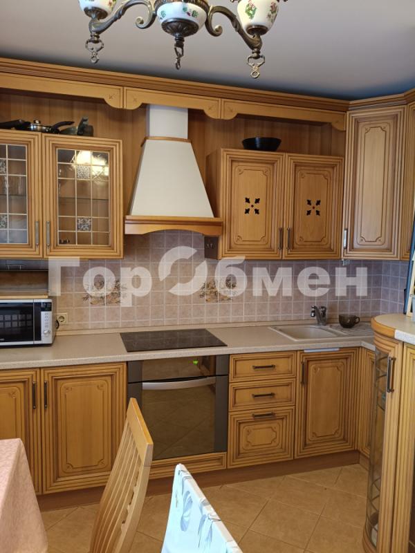 2-комн. квартира, 55 м², 10/16 этаж