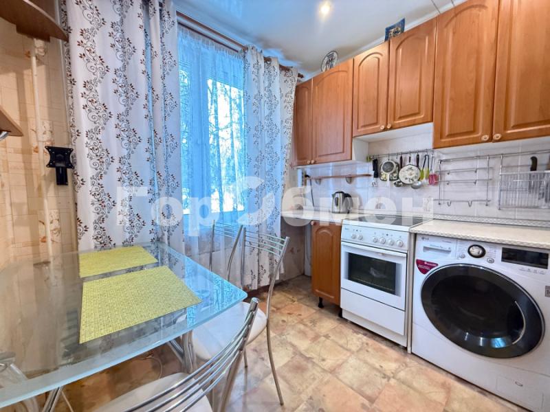2-комн. квартира, 45 м², 1/9 этаж