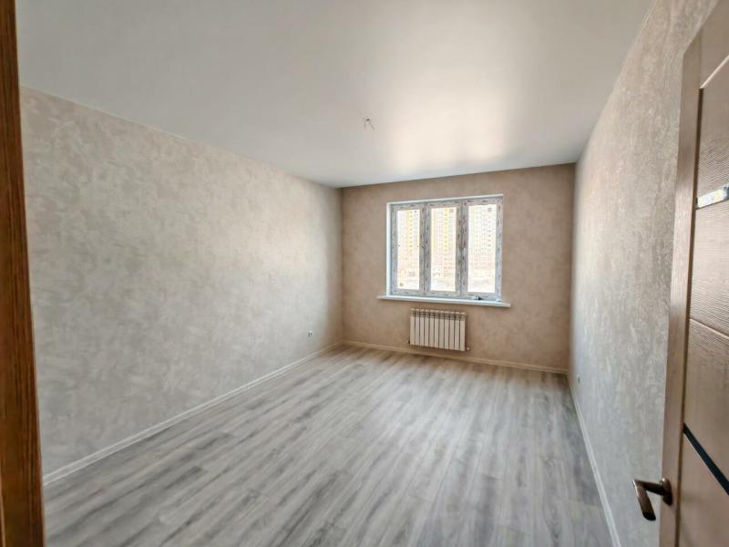 2-комн. квартира, 76 м², 4/9 этаж