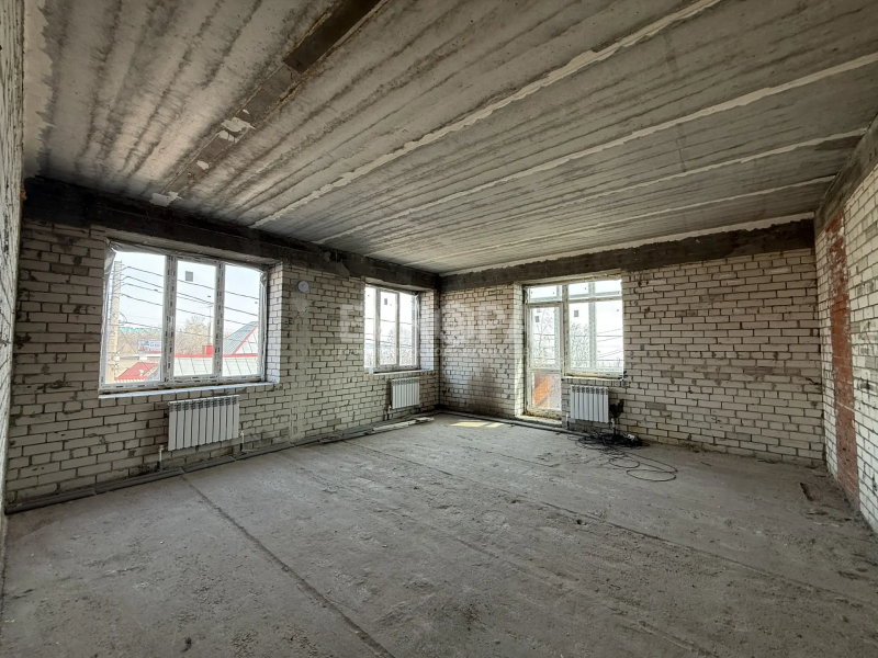 3-комн. квартира, 94 м², 2/7 этаж