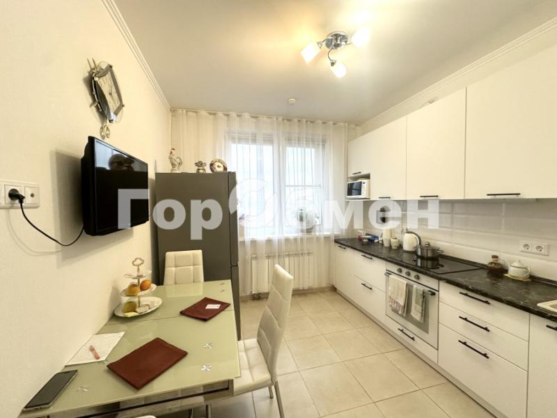 2-комн. квартира, 53 м², 17/17 этаж
