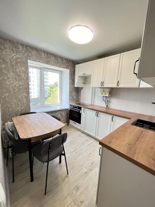 3-комн. квартира, 56 м², 6/9 этаж