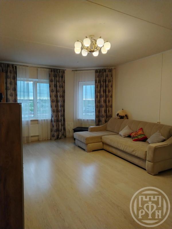 2-комн. квартира, 67 м², 7/9 этаж