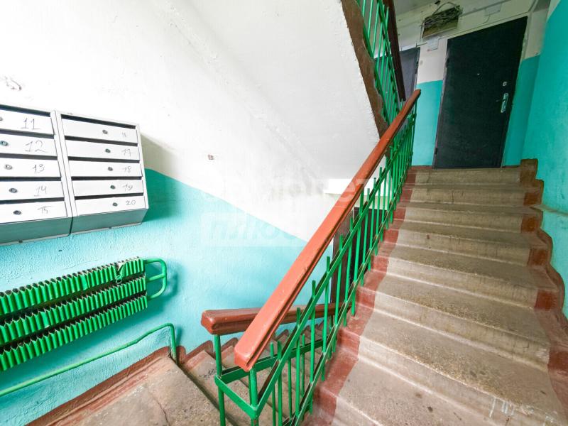 2-комн. квартира, 42 м², 2/5 этаж