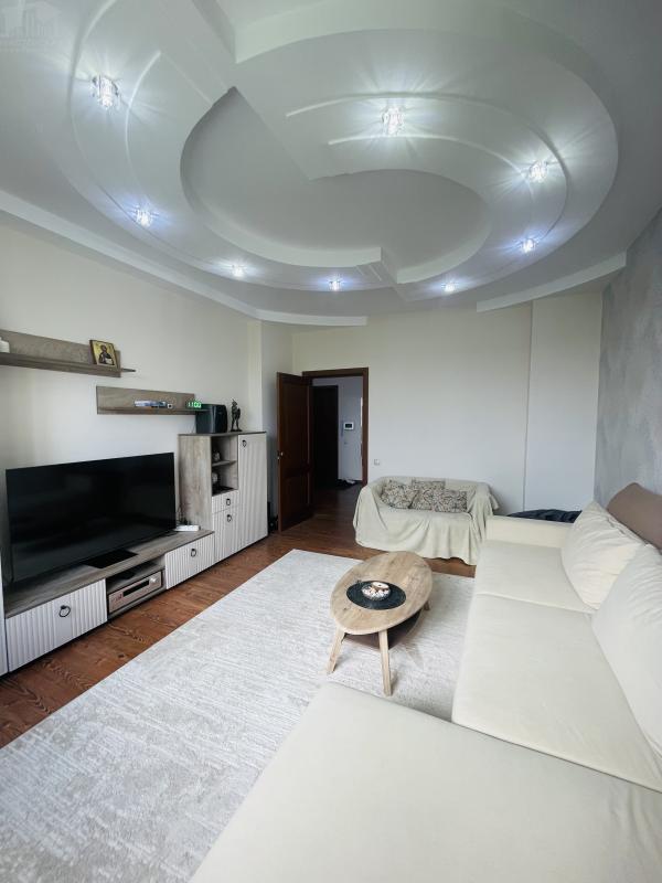 3-комн. квартира, 86 м², 8/15 этаж
