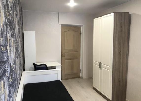 3-комн. квартира, 57 м², 2/5 этаж