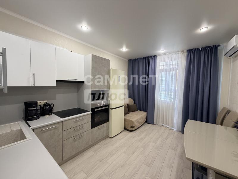 1-комн. квартира, 43 м², 1/7 этаж