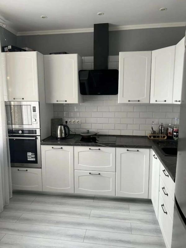 2-комн. квартира, 59 м², 4/21 этаж