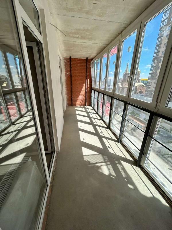 2-комн. квартира, 71 м², 4/18 этаж