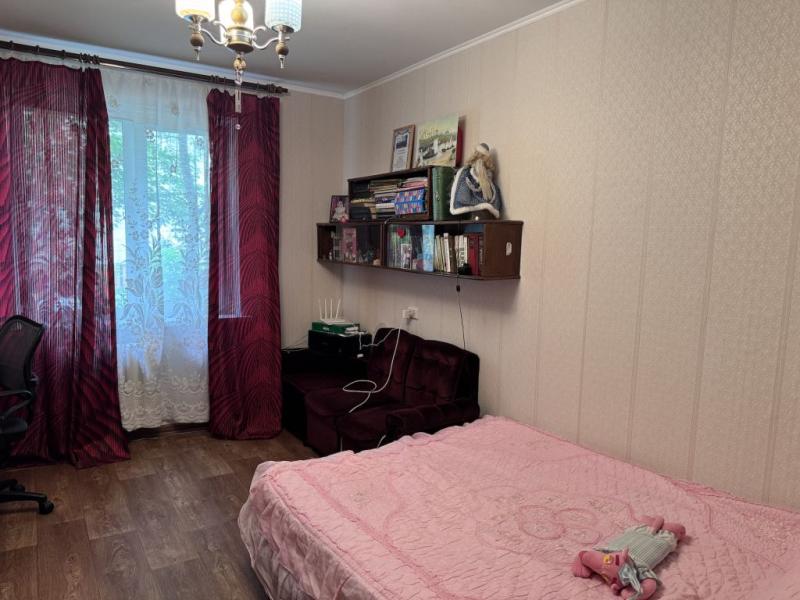 3-комн. квартира, 68 м², 1/9 этаж