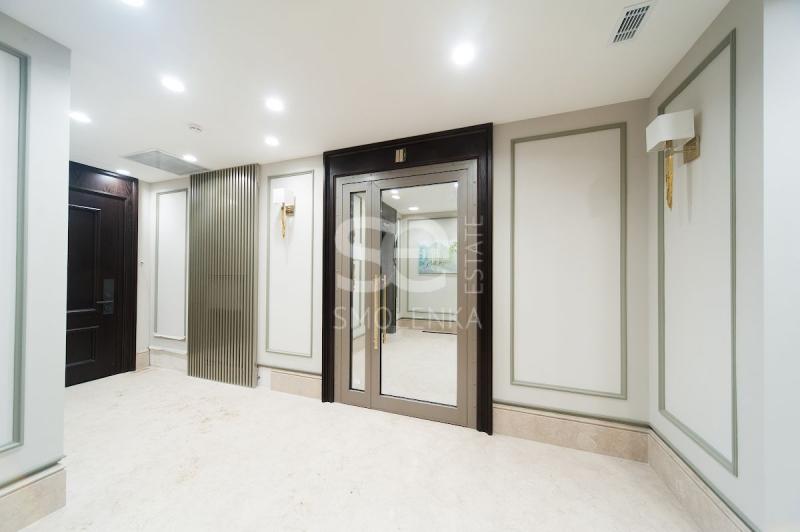 5-комнатная Квартира, 239.3 м2