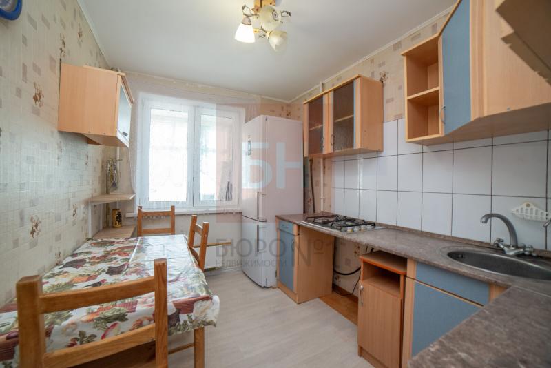 2-комн. квартира, 48 м², 2/12 этаж